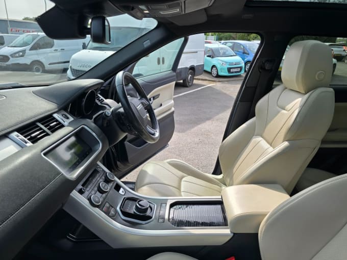 2025 Land Rover Range Rover Evoque