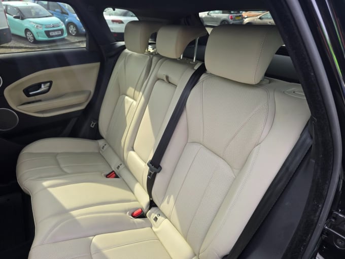 2025 Land Rover Range Rover Evoque