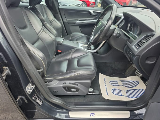 2025 Volvo Xc60