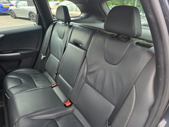 2025 Volvo Xc60