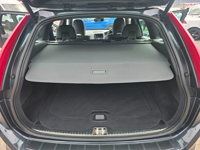 2025 Volvo Xc60