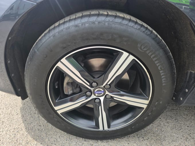 2025 Volvo Xc60
