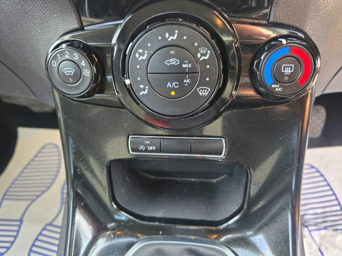 2025 Ford Fiesta