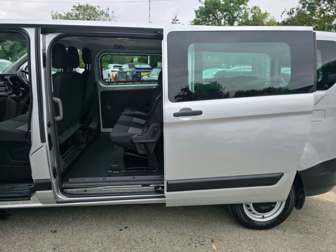 2025 Ford Transit Custom