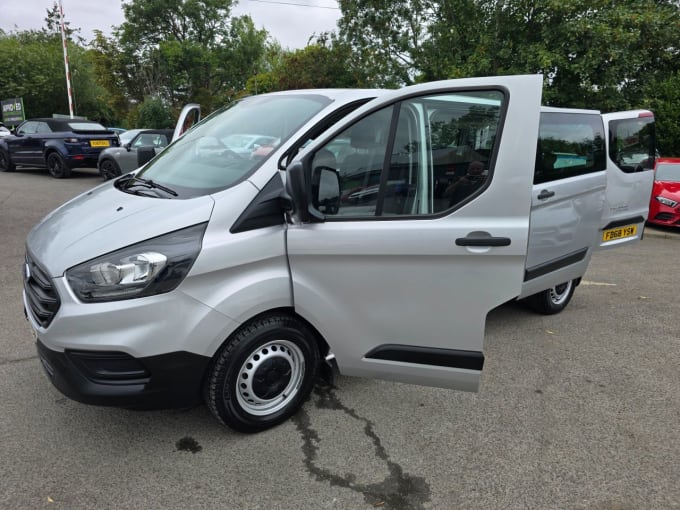 2025 Ford Transit Custom