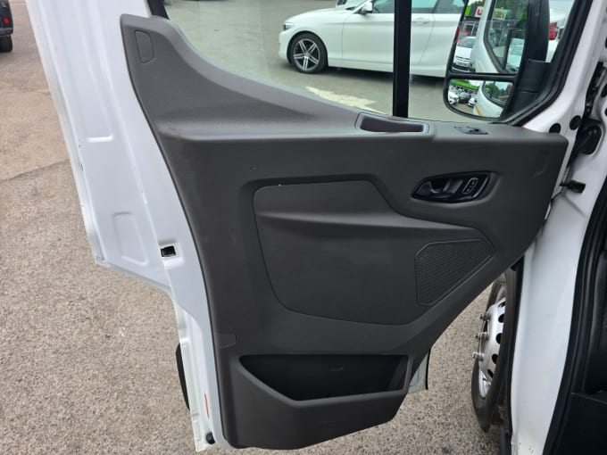 2025 Ford Transit