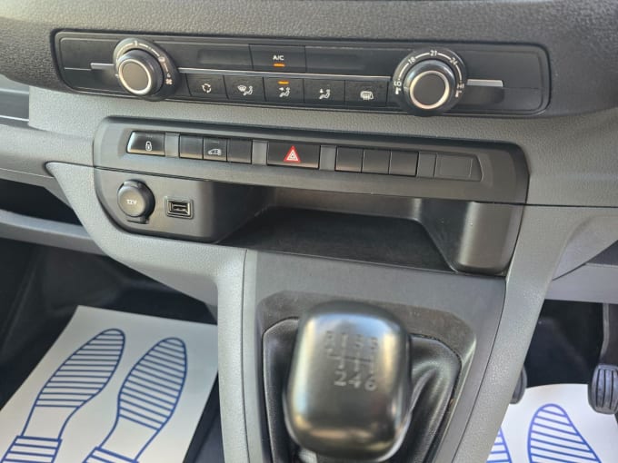 2020 Vauxhall Vivaro