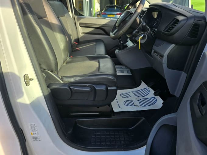 2020 Vauxhall Vivaro