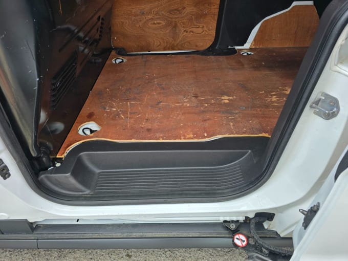 2025 Ford Transit Connect