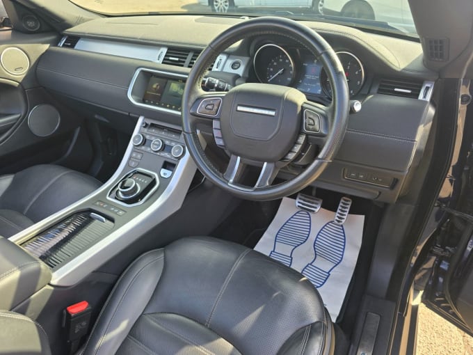 2025 Land Rover Range Rover Evoque