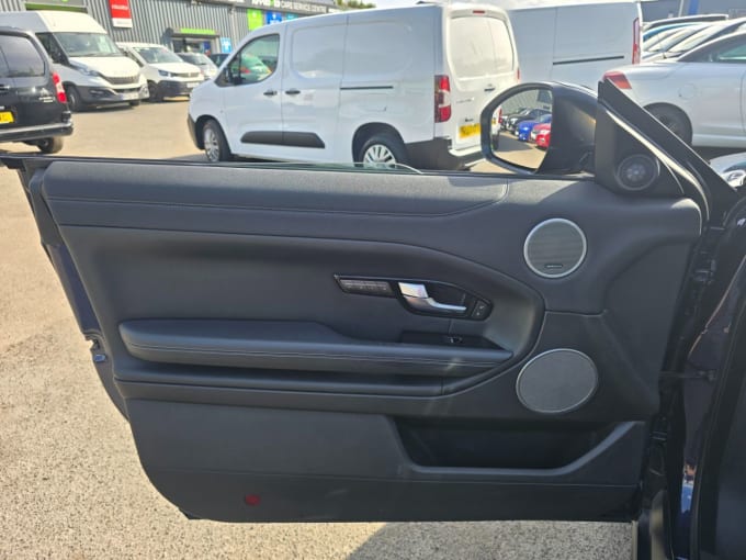 2025 Land Rover Range Rover Evoque