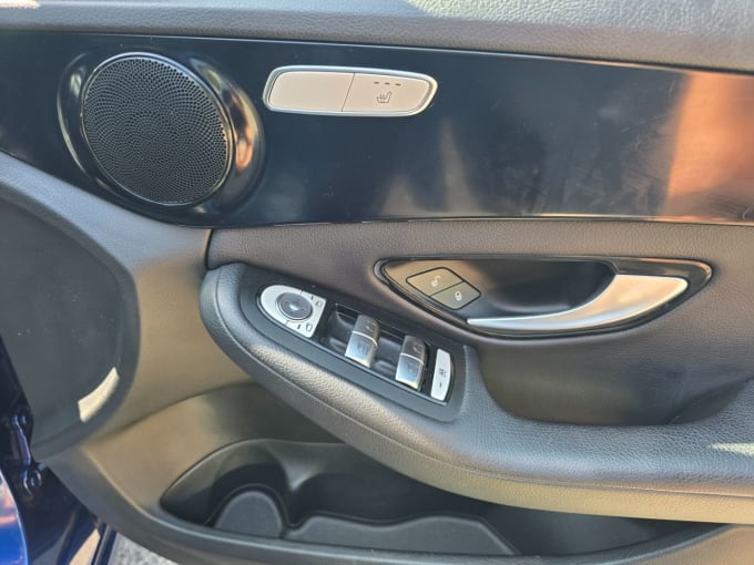 2025 Mercedes-benz C-class