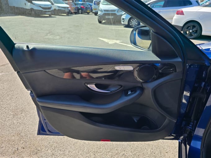 2025 Mercedes-benz C-class