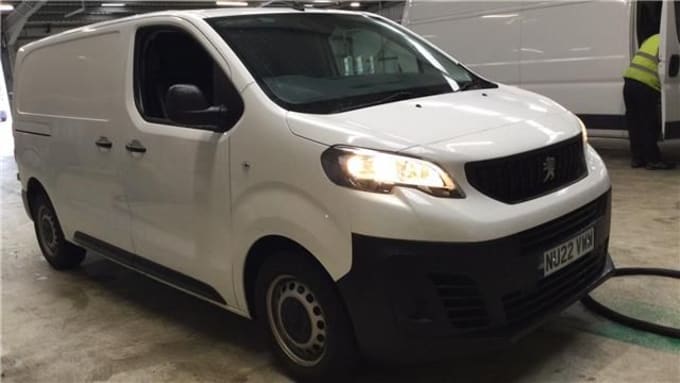 2025 Peugeot Expert