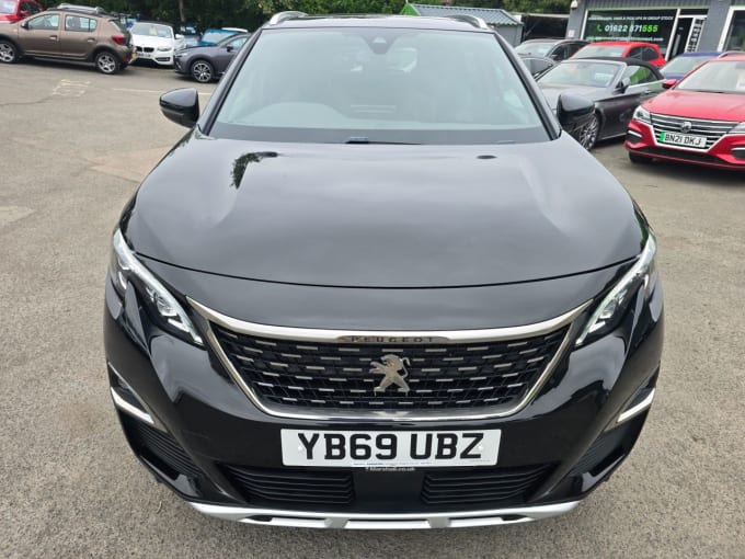 2025 Peugeot 5008