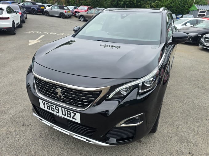 2025 Peugeot 5008