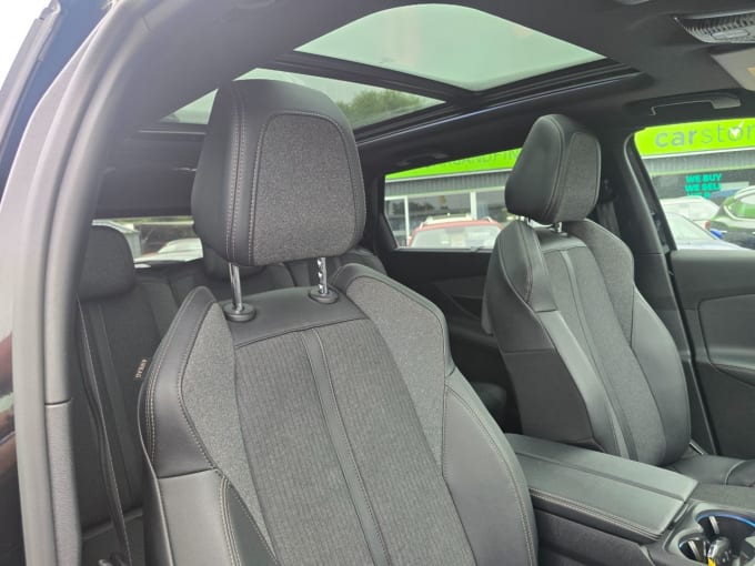 2025 Peugeot 5008
