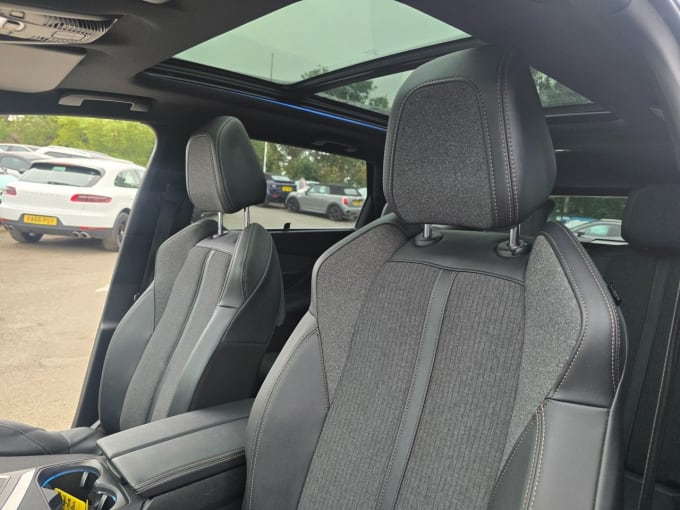 2025 Peugeot 5008