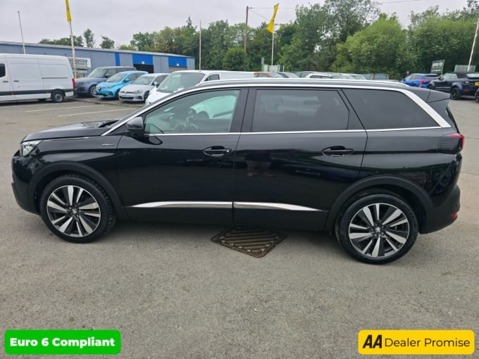 2025 Peugeot 5008