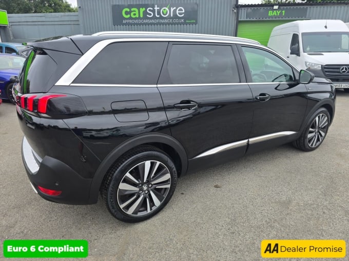 2025 Peugeot 5008