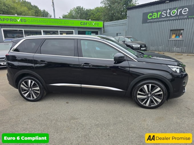 2025 Peugeot 5008