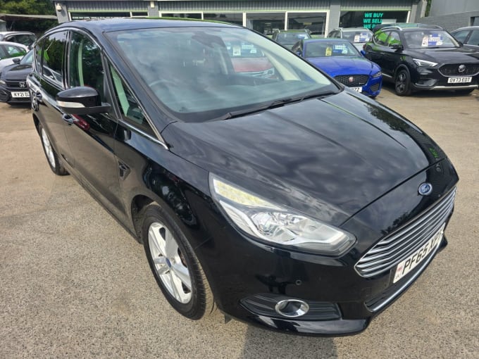 2025 Ford S-max