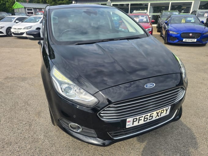 2025 Ford S-max