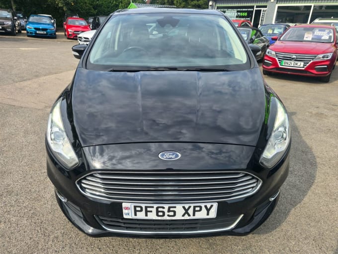 2025 Ford S-max