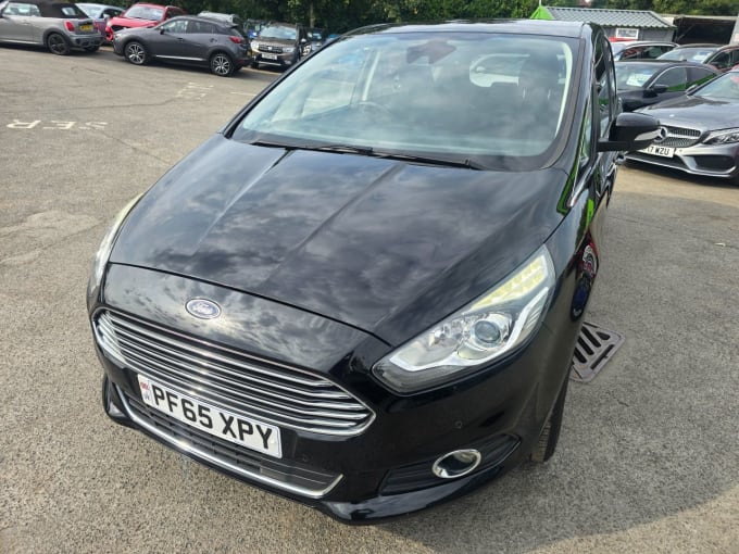 2025 Ford S-max