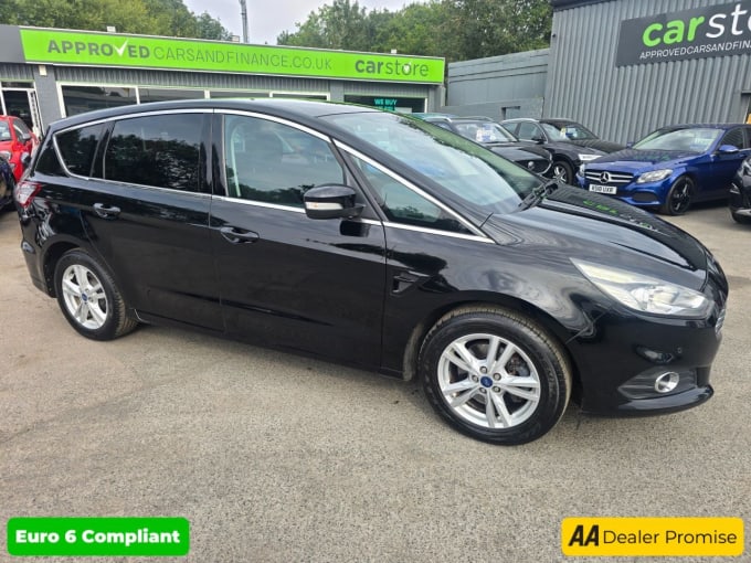 2025 Ford S-max