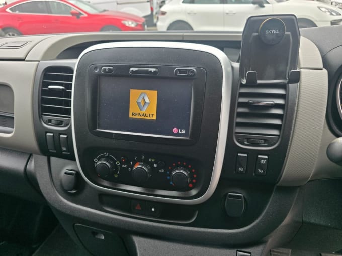 2025 Renault Trafic