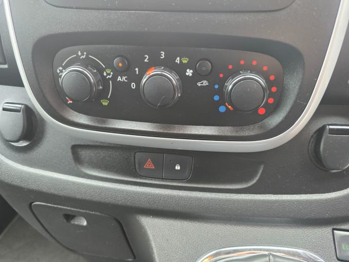 2025 Renault Trafic