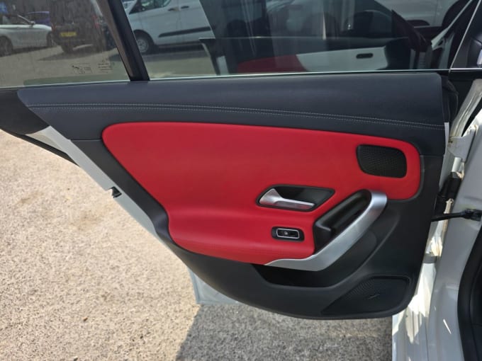 2025 Mercedes-benz Cla