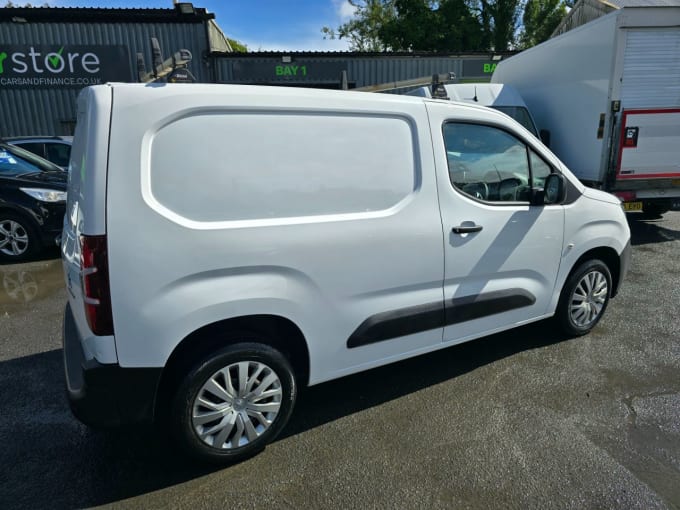 2021 Peugeot Partner