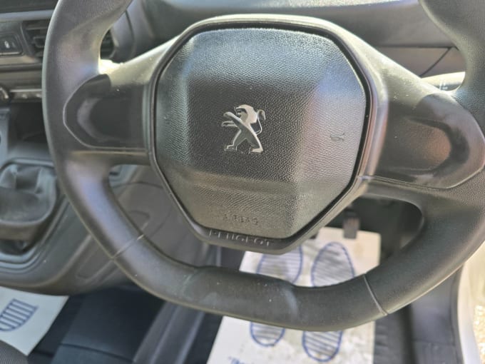 2021 Peugeot Partner