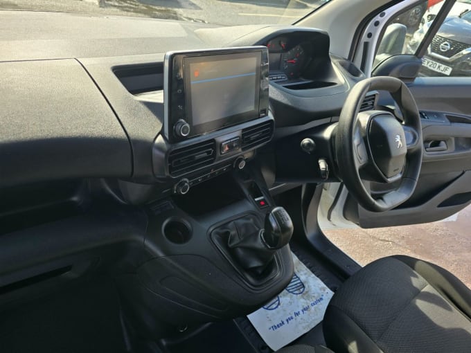 2021 Peugeot Partner