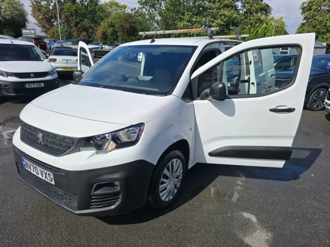 2021 Peugeot Partner