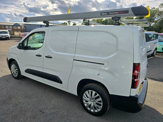 2021 Peugeot Partner
