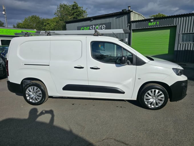 2021 Peugeot Partner
