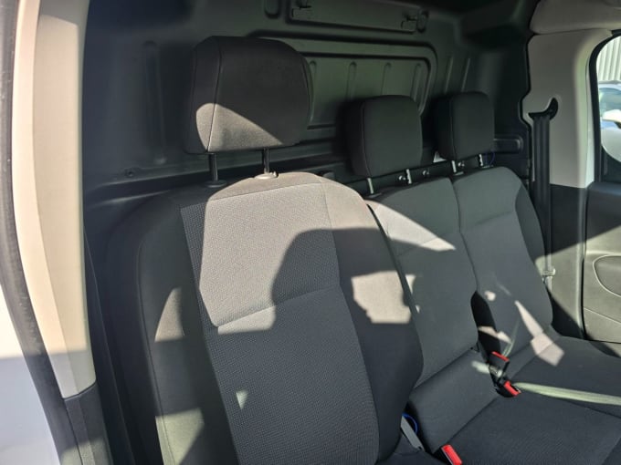 2021 Peugeot Partner
