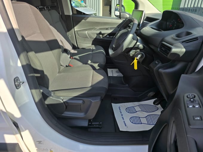 2021 Peugeot Partner