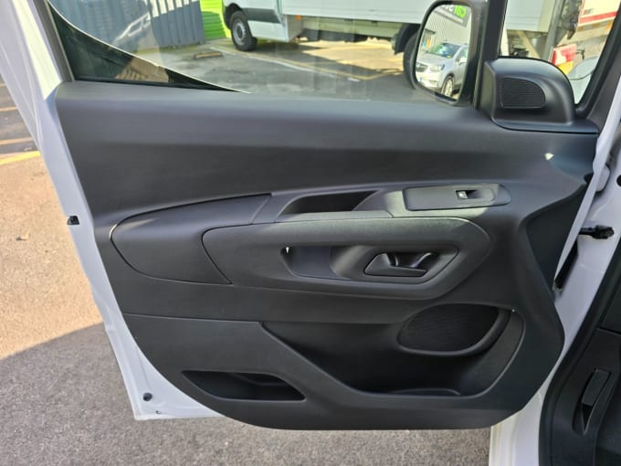 2021 Peugeot Partner