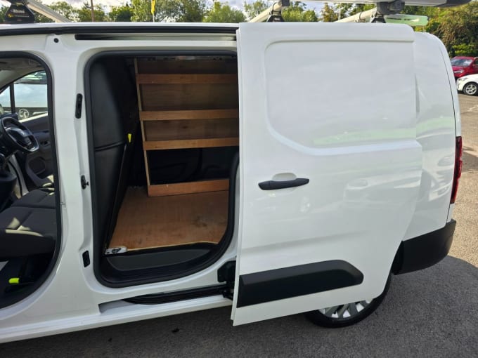 2021 Peugeot Partner