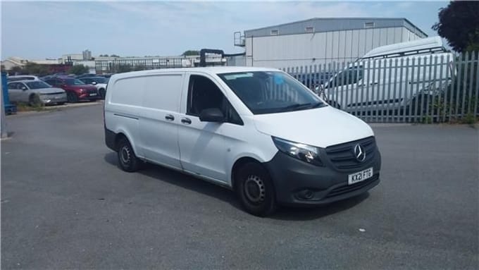 2025 Mercedes-benz Vito