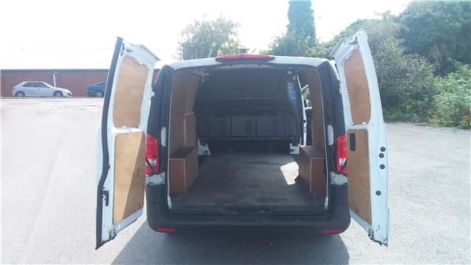 2025 Mercedes-benz Vito