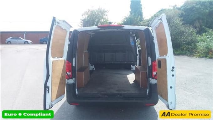 2025 Mercedes-benz Vito