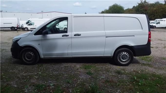 2025 Mercedes-benz Vito