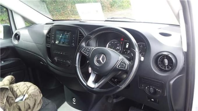 2025 Mercedes-benz Vito