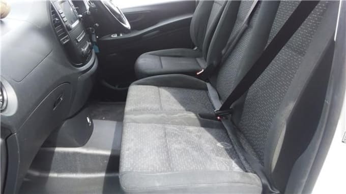 2025 Mercedes-benz Vito