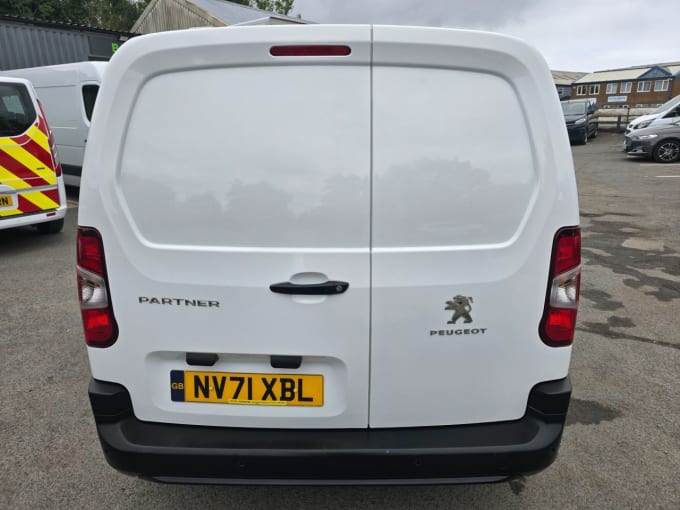 2022 Peugeot Partner